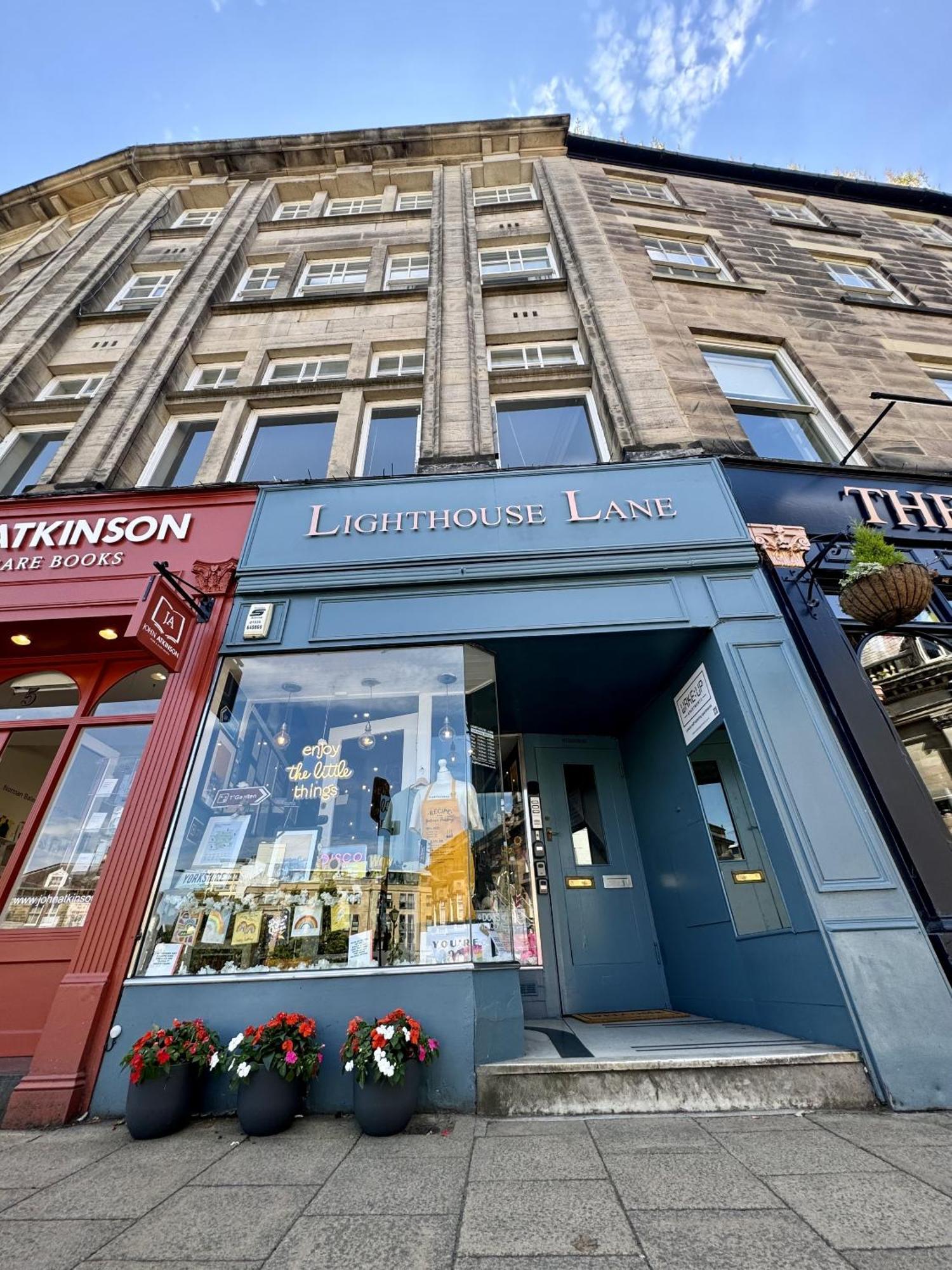 The Yorkshire Crown - Luxury Apartment - Free Parking Nearby Харогейт Екстериор снимка